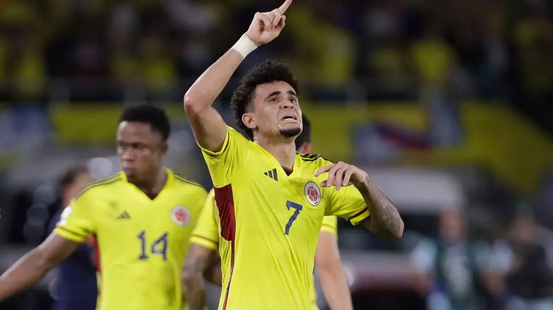 Kolumbiens Luis Díaz erzielte zwei Tore gegen Brasilien. - Bild: Ivan Valencia/AP/dpa