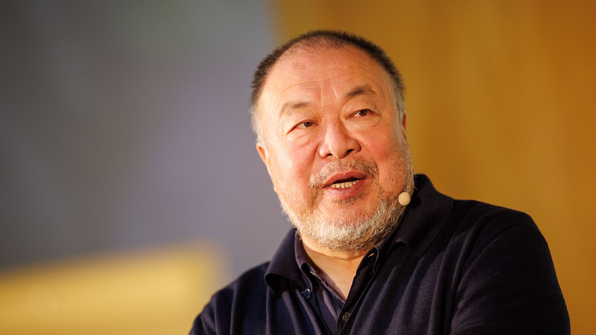 Der chinesische Künstler Ai Weiwei wurde nach einer Äußerung zum Gaza-Krieg heftig kritisiert. - Foto: Matthias Balk/dpa