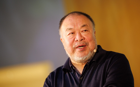 Der chinesische Künstler Ai Weiwei wurde nach einer Äußerung zum Gaza-Krieg heftig kritisiert. - Foto: Matthias Balk/dpa