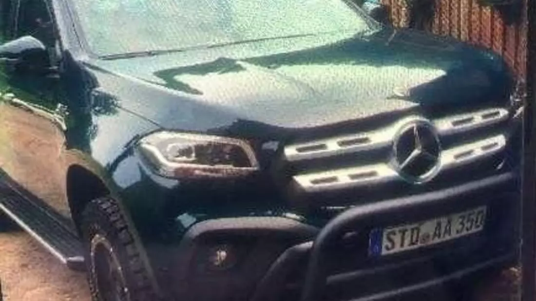 POL-STD: Mercedes Gelände-Pickup in Agathenburg entwendet - Bild: presseportal.de