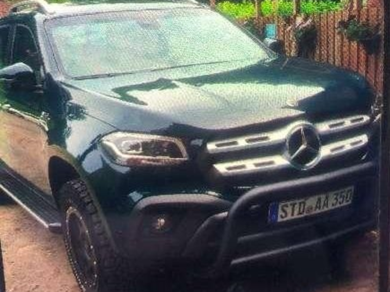 POL-STD: Mercedes Gelände-Pickup in Agathenburg entwendet - Foto: presseportal.de