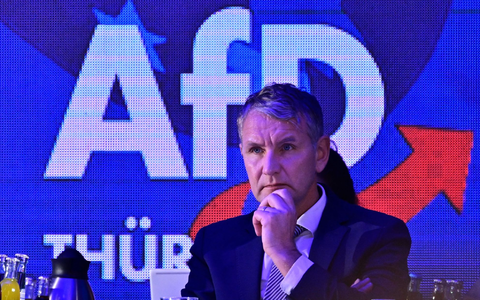 Björn Höcke während des Landesparteitags der AfD im thüringischen Pfiffelbach. - Foto: Martin Schutt/dpa