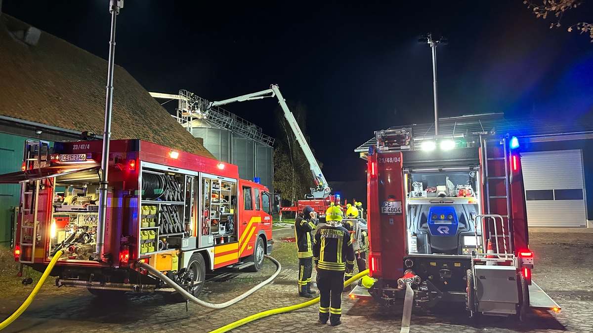 FW Flotwedel: Drei Einsätze binnen 17 Stunden für die Feuerwehren der Samtgemeinde Flotwedel - Foto: presseportal.de