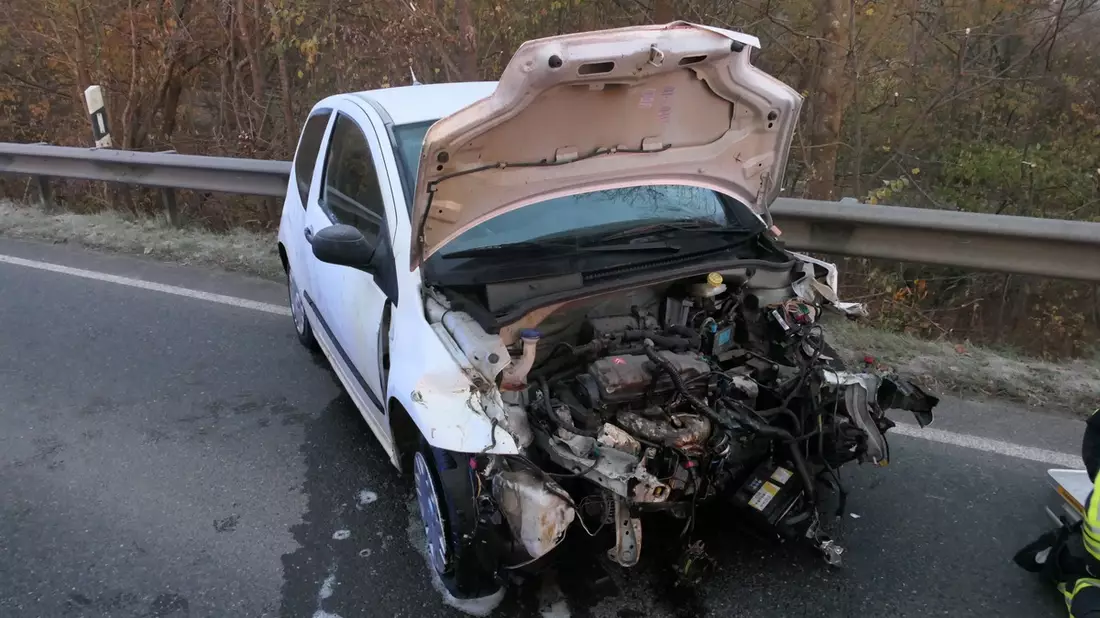 POL-CUX: Verkehrsunfall aufgrund von Reifglätte und nicht angepasster Geschwindigkeit - Bild: presseportal.de