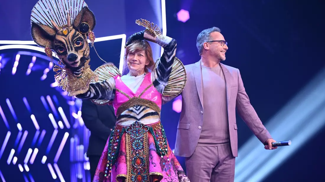 DAS OKAPI Katja Ebstein Matthias Opdenhövel The Masked Singer - Bild: ProSieben/Willi Weber, presseportal.de