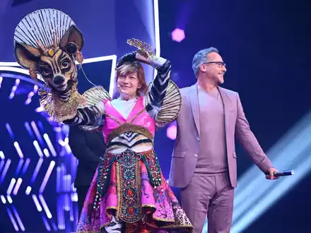 DAS OKAPI Katja Ebstein Matthias Opdenhövel The Masked Singer - Foto: ProSieben/Willi Weber, presseportal.de