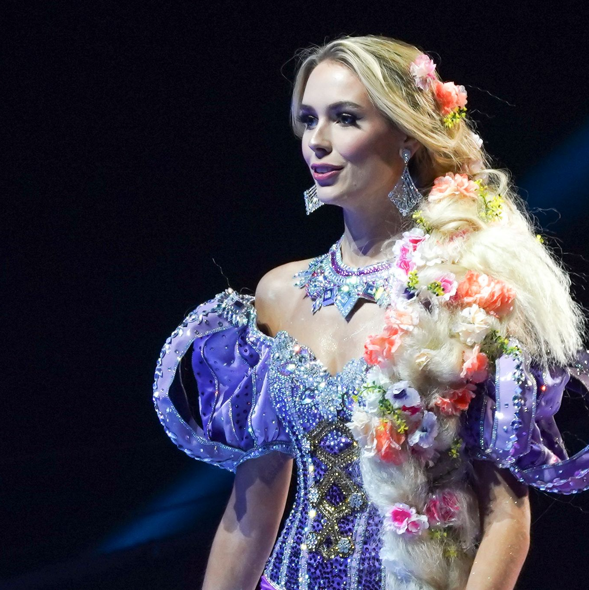 Miss Germany Helena Bleicher bei der National Costume Show im Rahmen des 72. Miss Universe-Wettbewerbs. - Foto: Camilo Freedman/dpa