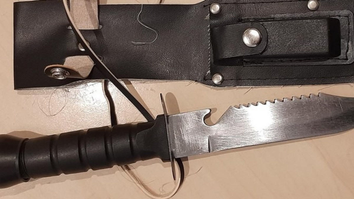 BPOL-HH: Hamburg Hauptbahnhof: Parfümdieb führt griffbereit Messer bei Tathandlung mit sich - Festnahme und Beanzeigung durch Bundespolizei wegen Diebstahls mit Waffen - Foto: presseportal.de