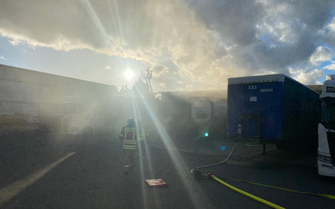 FW Frankenthal: Brand in der Werkstatt eines Industriegebäudes - Foto: presseportal.de