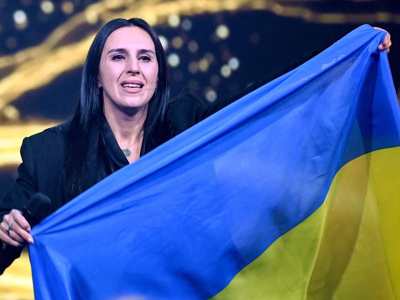Die ukrainische Sängerin Jamala während der Show «Germany 12 Points - der deutsche ESC-Vorentscheid» im März vergangenen Jahres. - Foto: Britta Pedersen/dpa