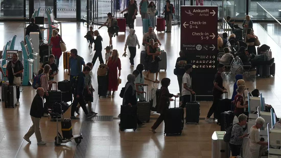 Das Terminal 1 des Flughafens Berlin Brandenburg BER «Willy Brandt». - Bild: Soeren Stache/dpa