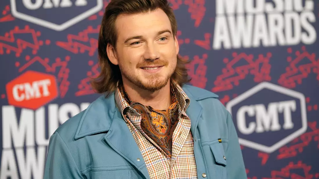 Country-Sänger Morgan Wallen ging mit elf Trophäen nach Hause. - Bild: Sanford Myers/AP/dpa