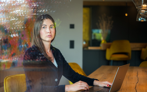 Im Beruf konzentriert und fit bleiben: Leistungssportlerin verrät, wie Schlaf die eigene Leistung verbessert - Foto: presseportal.de