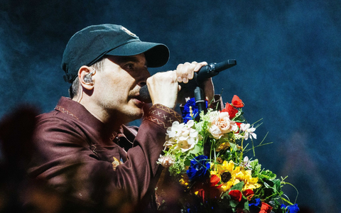 Casper tritt auf dem Southside Festival auf. - Foto: Philipp von Ditfurth/dpa