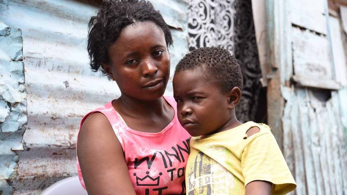 Weihnachtswunder: Wenn Kinderaugen wieder strahlen / Mit einer Operation am Grauen Star schenkt die CBM unzähligen Kindern in den ärmsten Regionen der Welt das Augenlicht - Foto: presseportal.de