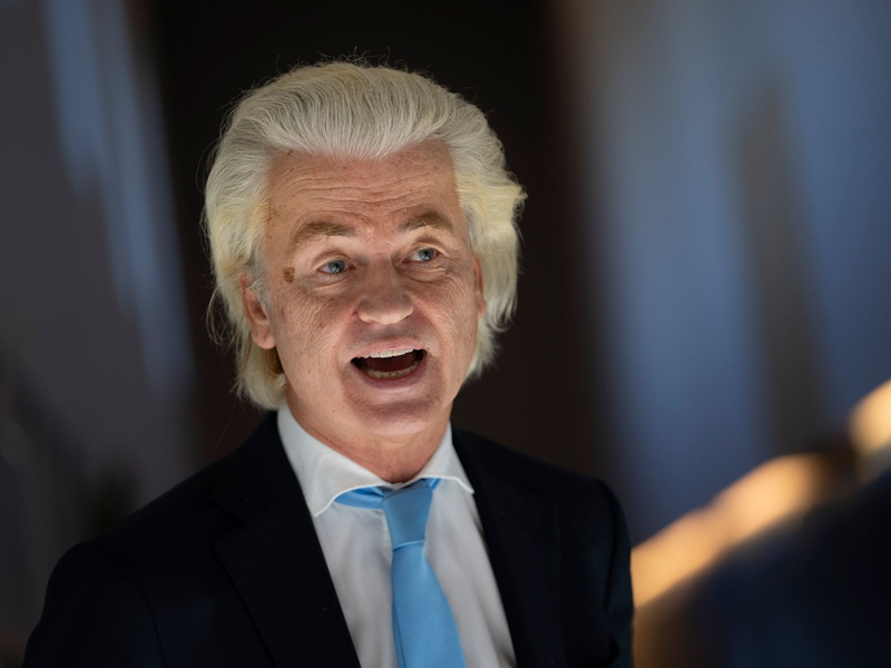 Der Niederländer Geert Wilders gesellt sich «mit Stolz» zu den «Patrioten». (Archivbild) - Foto: Peter Dejong/AP/dpa