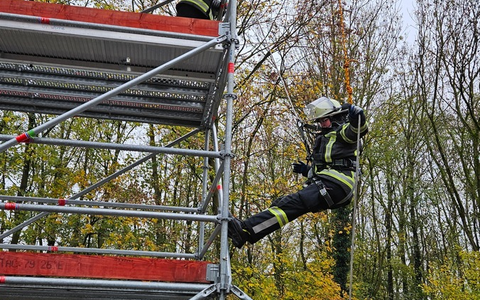 FW-WRN: Absturz ist keine Option. - Foto: presseportal.de