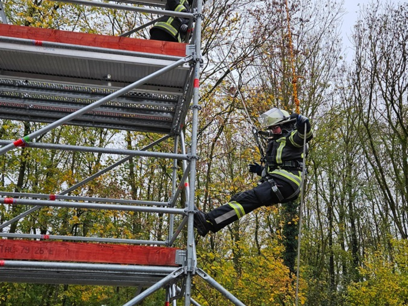 FW-WRN: Absturz ist keine Option. - Foto: presseportal.de