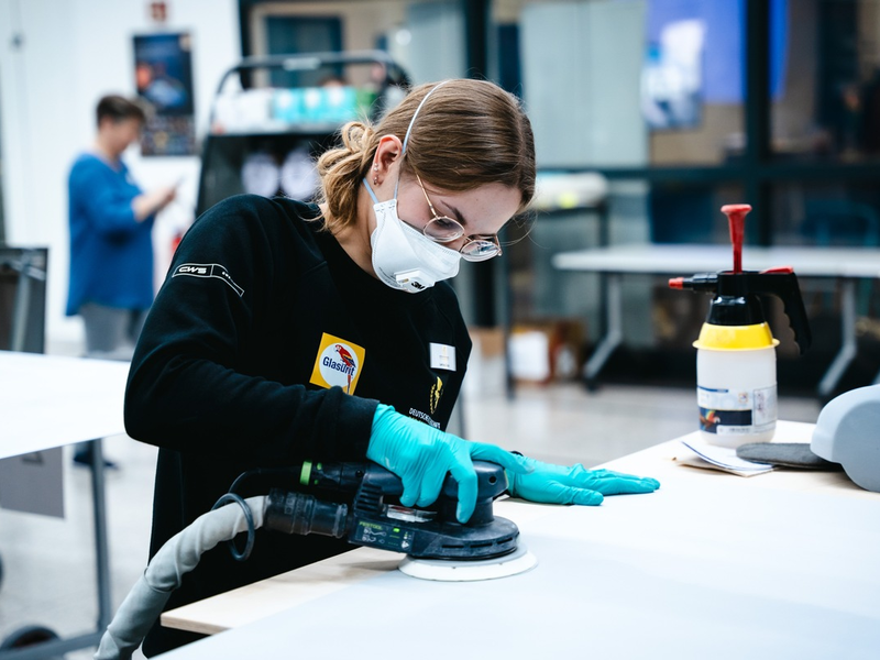 Lenina Gruis aus Bremen gewinnt Deutsche Meisterschaft der Fahrzeuglackierer - Foto: presseportal.de