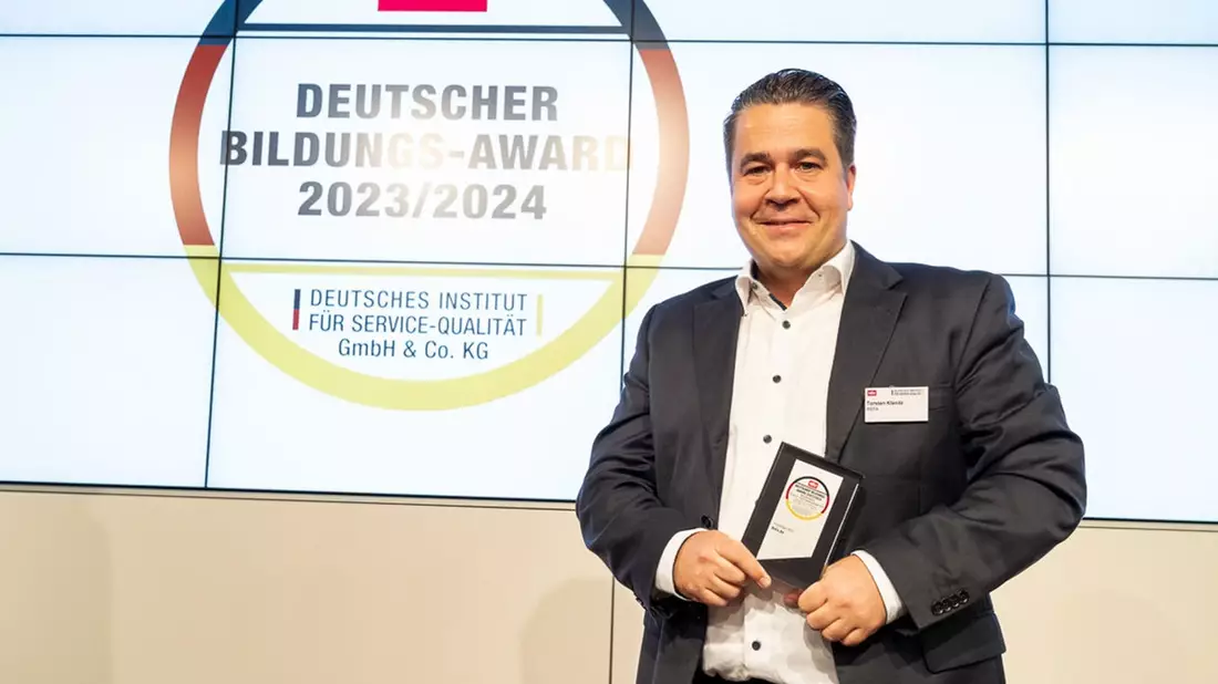 Deutscher Bildungs-Award 2023/2024 für REFA / REFA unter den Top 3 in der Kategorie Prozess- und Projektmanagement - Bild: presseportal.de