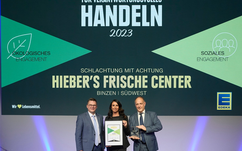Erfolgreiche Initiative für mehr Tierwohl: Hieber's Frische Center in Binzen erhält die Auszeichnung für verantwortungsvolles Handeln 2023 - Foto: presseportal.de