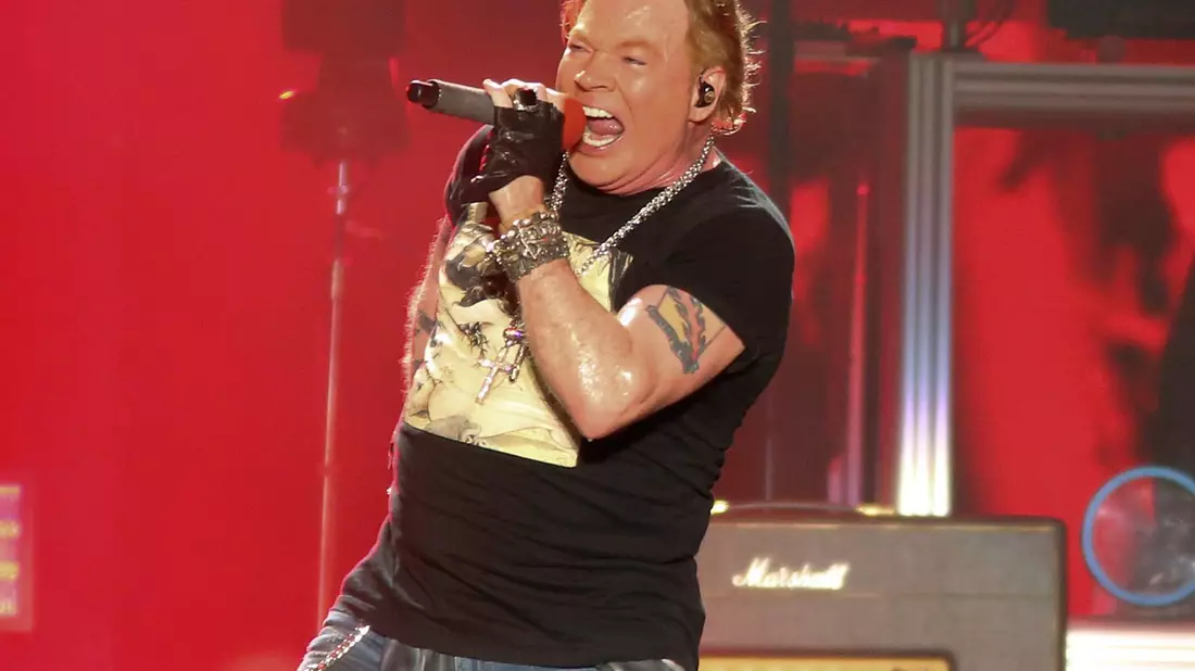 Axl Rose von Guns N' Roses tritt 2019 auf dem Austin City Limits Music Festival auf. - Bild: Jack Plunkett/Invision/AP/dpa