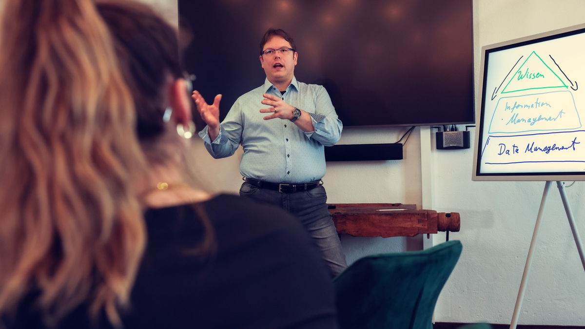 Kommt das IT-Sicherheitsgesetz? Warum Unternehmen jetzt schon in ihre Cloud-Security investieren sollten - Foto: presseportal.de