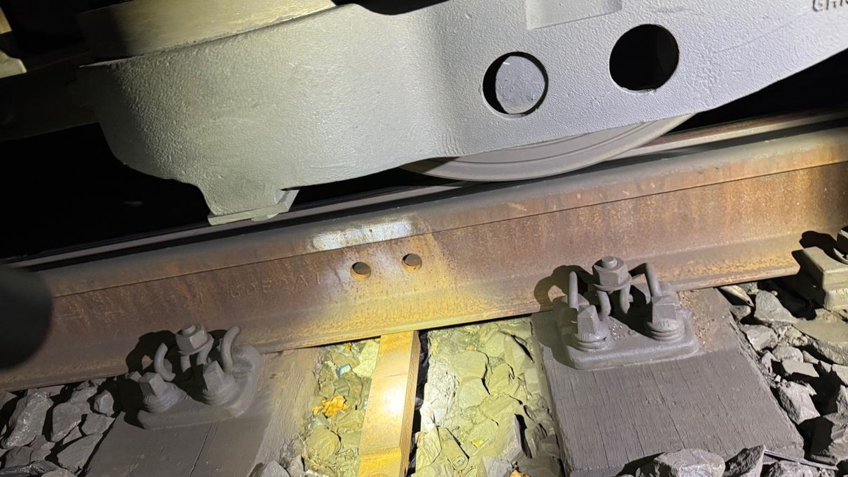 Bundespolizeidirektion München: Drehgestell einer S-Bahn entgleist - Bundespolizei ermittelt - Kein Personenschaden! - Foto: presseportal.de