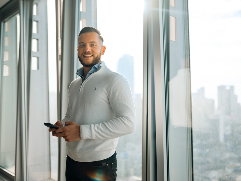 Als KMU im Wettbewerb bestehen: Julian Jehn verrät, mit welchen Mitteln sich Industrieunternehmen vor dem Aus retten - Foto: presseportal.de
