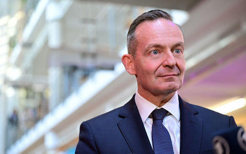 Volker Wissing (FDP), Bundesminister für Digitales und Verkehr, will den Einsatz von KI vorantreiben. - Foto: Martin Schutt/dpa