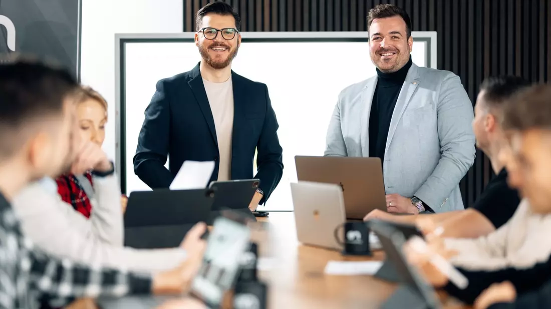 Daniel Neumann und Daniel Erpenbach von der en consulting GmbH: Weshalb das Thema Branding für Premium-Fitnessstudios so wichtig ist - Bild: presseportal.de