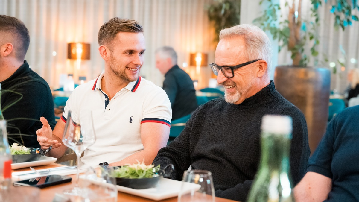 Neujahrsvorsätze endlich durchsetzen - Fitnesscoach verrät, wie man seinen inneren Schweinehund systematisch überwindet - Foto: presseportal.de