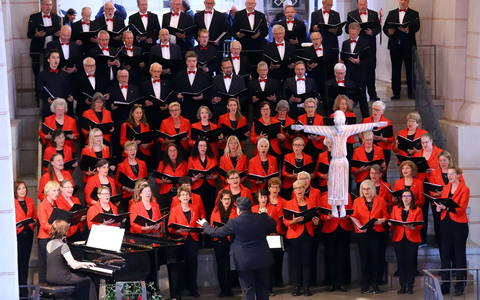 POL-HM: Weihnachtskonzerte des Polizeichors Hameln im Münster St. Bonifatius - Foto: presseportal.de