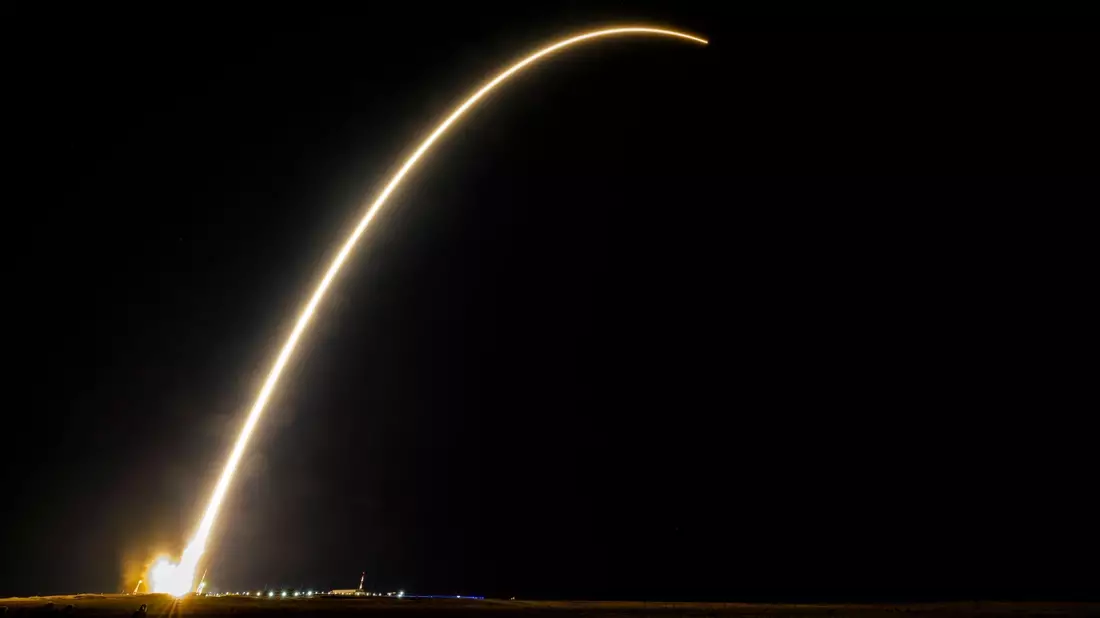 Start einer Sojus-2.1-Trägerrakete mit dem Raumschiff Sojus MS-24 in Kasachstan. Russland und die USA aollen weitere gemeinsame Flüge zur Internationalen Raumstation ISS planen. - Bild: Bill Ingalls/NASA/AP/dpa