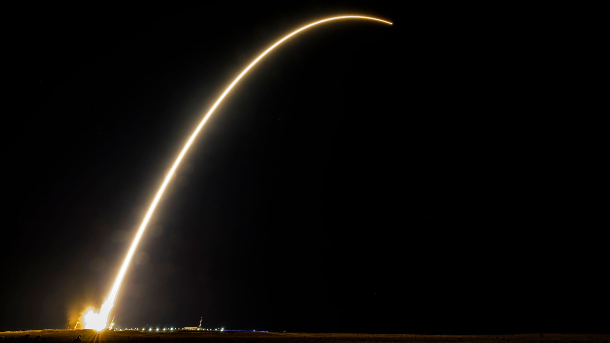 Start einer Sojus-2.1-Trägerrakete mit dem Raumschiff Sojus MS-24 in Kasachstan. Russland und die USA aollen weitere gemeinsame Flüge zur Internationalen Raumstation ISS planen. - Foto: Bill Ingalls/NASA/AP/dpa