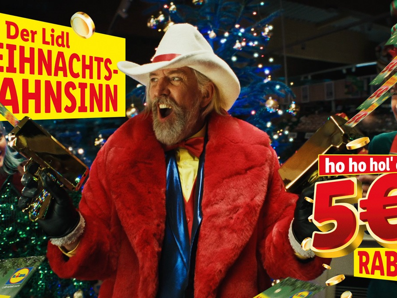 Weihnachtswahnsinn: Lidl in Deutschland feiert Jahresende mit großer Rabattaktion / Ab dem 27. November vier Wochen lang bei jedem Einkauf ab 40 Euro* fünf Euro Rabatt - Foto: presseportal.de