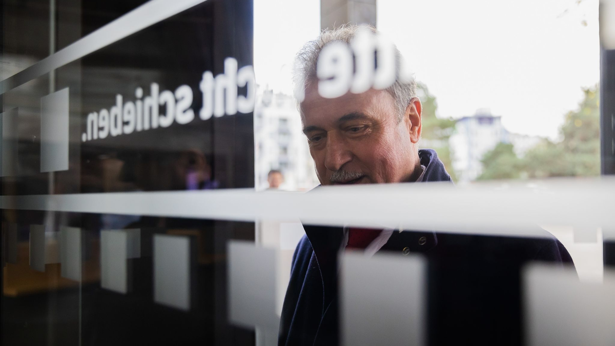 Der Vorsitzende der Gewerkschaft Deutscher Lokomotivführer (GDL): Claus Weselsky. - Foto: Christoph Soeder/dpa