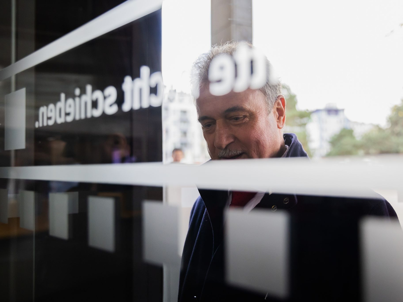 Der Vorsitzende der Gewerkschaft Deutscher Lokomotivführer (GDL): Claus Weselsky. - Foto: Christoph Soeder/dpa