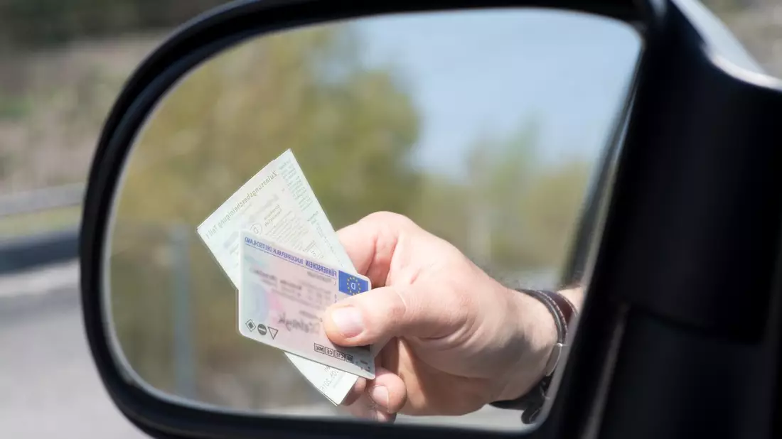 POL-MI: Polizei stoppt Mann (45) ohne Führerschein - Bild: presseportal.de