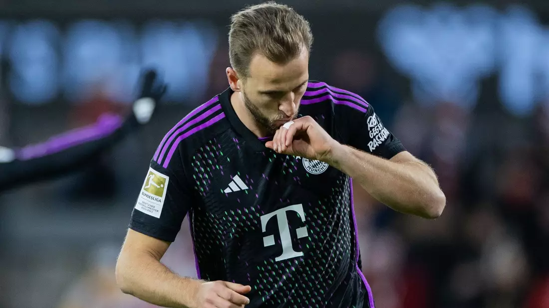 Bayern-Coach Kompany hat alle Titel im Visier - Bild: Rolf Vennenbernd/dpa
