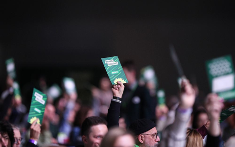 Abstimmung auf Grünen-Parteitag in Karlsruhe - Foto: über dts Nachrichtenagentur
