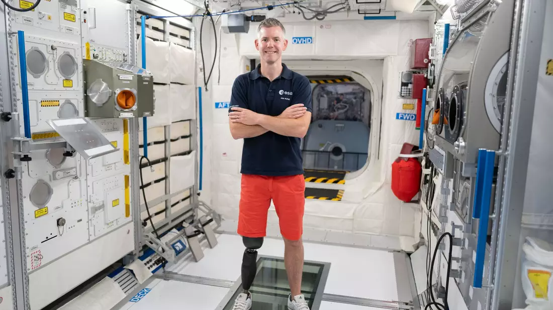 ESA-Astronaut John McFall bei einem Training im  Europäischen Astronautenzentrum (EAC). - Bild: P. Sebirot/ESA /dpa