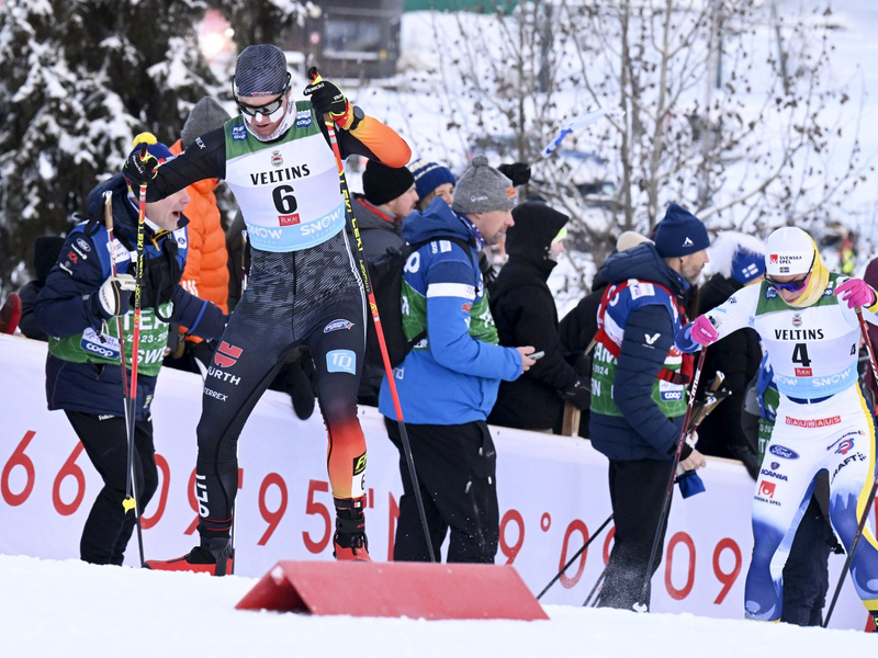 Victoria Carl (l) wurde in Ruka Achte. - Foto: Jussi Nukari/Lehtikuva/dpa