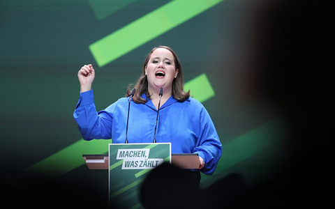 Ricarda Lang beim Grünen-Parteitag 2023 in Karlsruhe - Foto: über dts Nachrichtenagentur