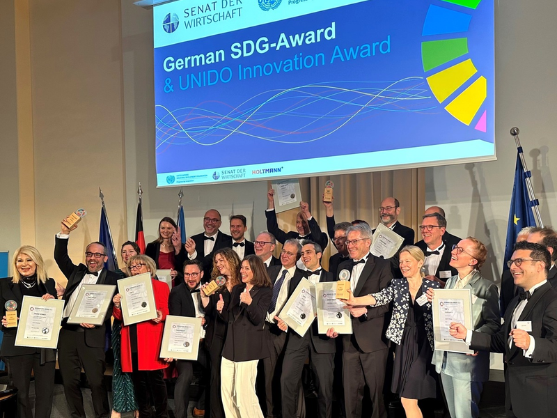 Die Gewinner des German SDG-Award & UNIDO Innovation Award / Der Senat der Wirtschaft würdigt die Gewinner des German SDG-Award & UNIDO Innovation Award - Foto: presseportal.de