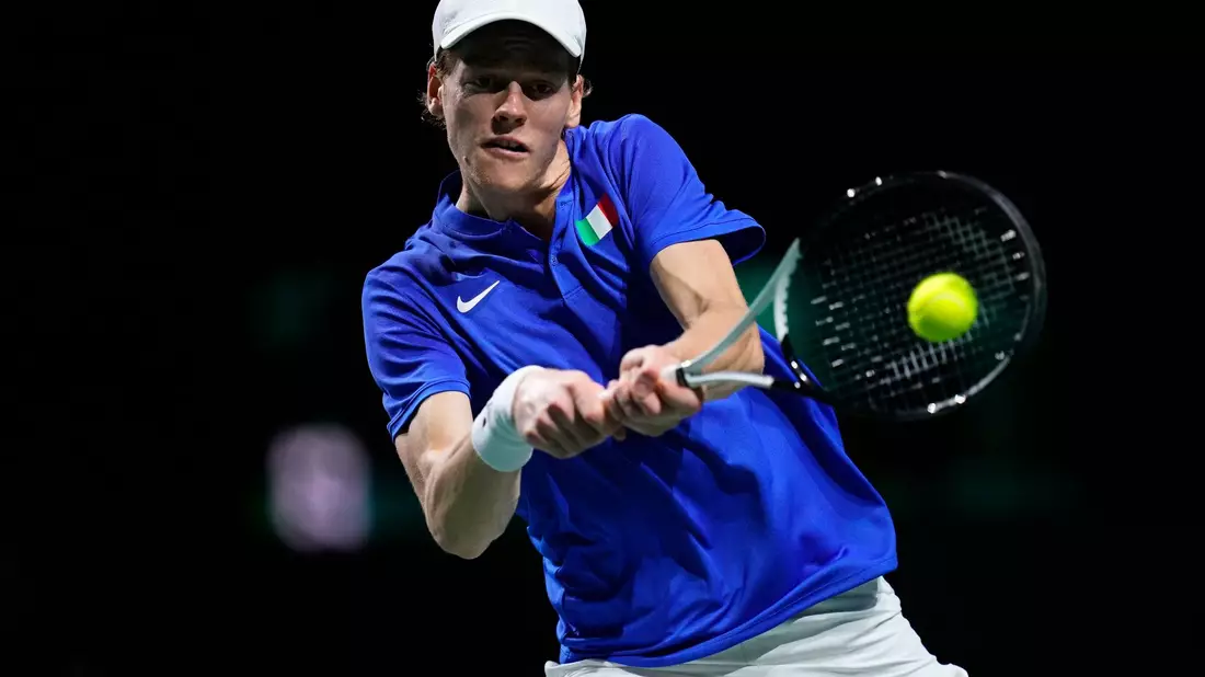 Jannik Sinner und Italien feiern den ersten Davis-Cup-Triumph seit 47 Jahren. - Bild: Manu Fernandez/AP/dpa