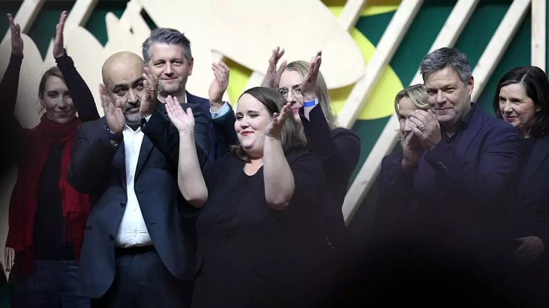 Grünen-Spitze auf Parteitag 2023 in Karlsruhe - Bild: über dts Nachrichtenagentur