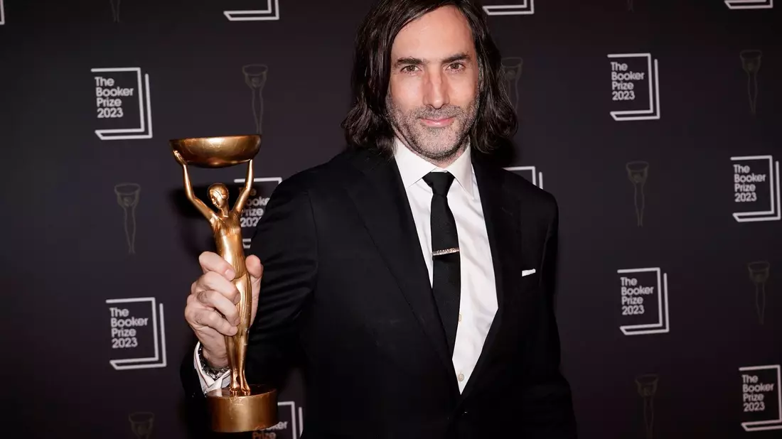 Paul Lynch wurde mit dem Booker Prize ausgezeichnet. - Bild: Alberto Pezzali/AP/dpa