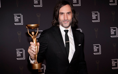 Paul Lynch wurde mit dem Booker Prize ausgezeichnet. - Foto: Alberto Pezzali/AP/dpa