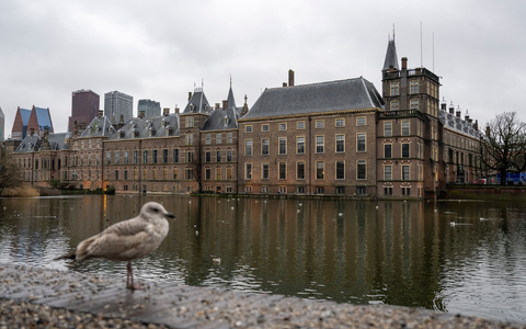 Das niederländische Parlament in Den Haag. - Foto: Christophe Gateau/dpa